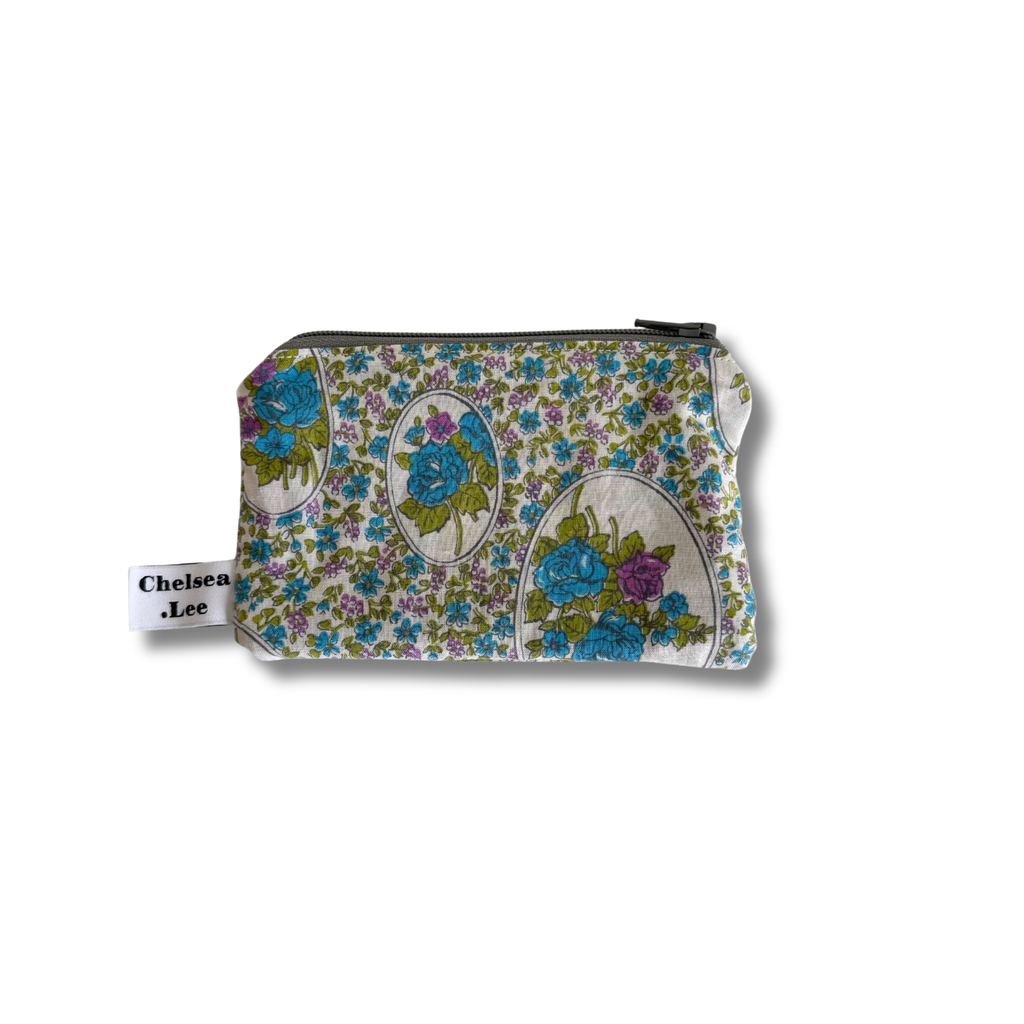 Greta with green zip Purse